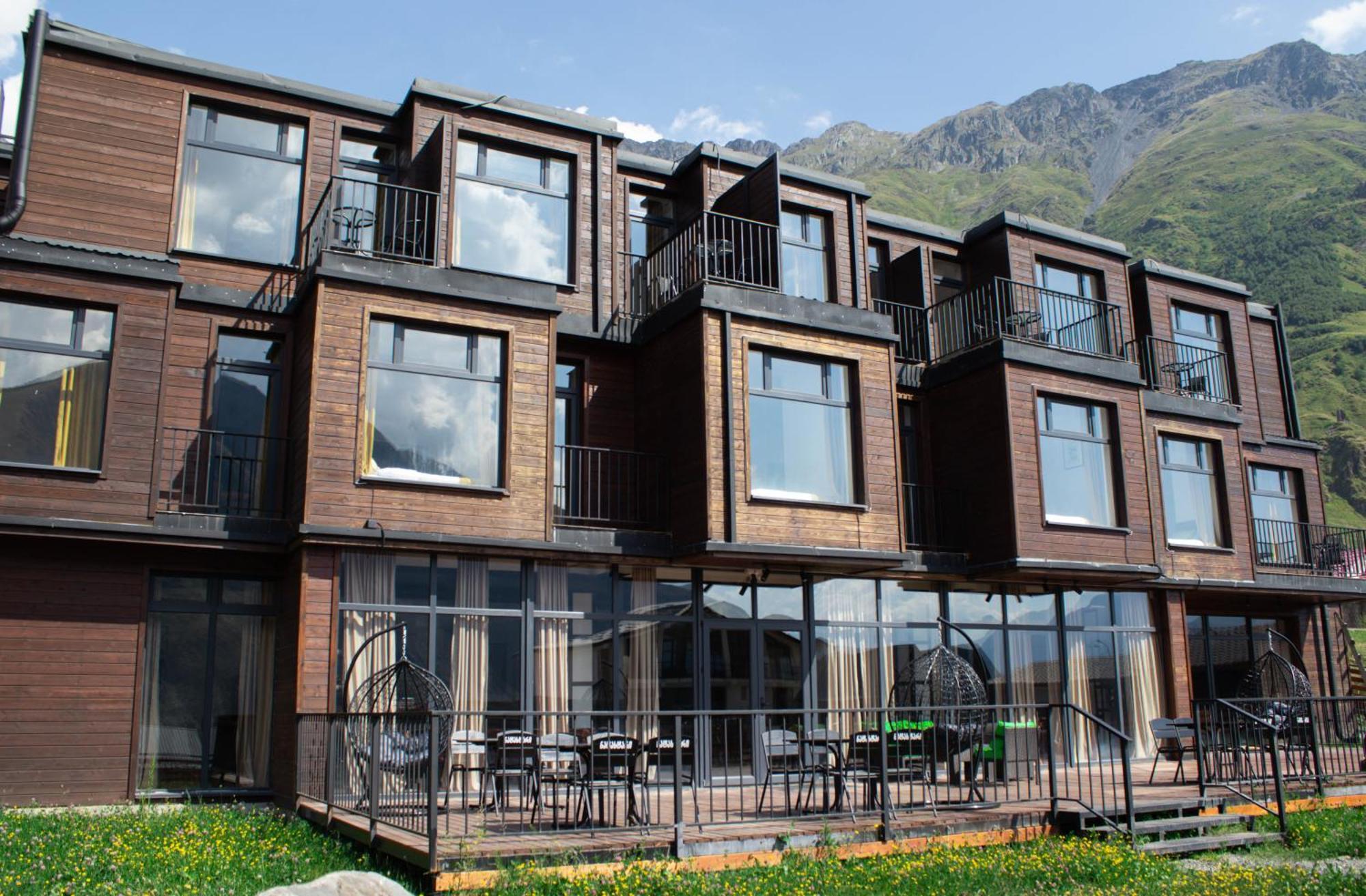 Hotel Melodia Kazbegi Esterno foto